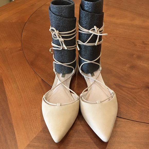 Louise et Cie Shoes - 🍂WEEKEND SALE🍂LOUISE ET CIE POINTY TOE FLATS